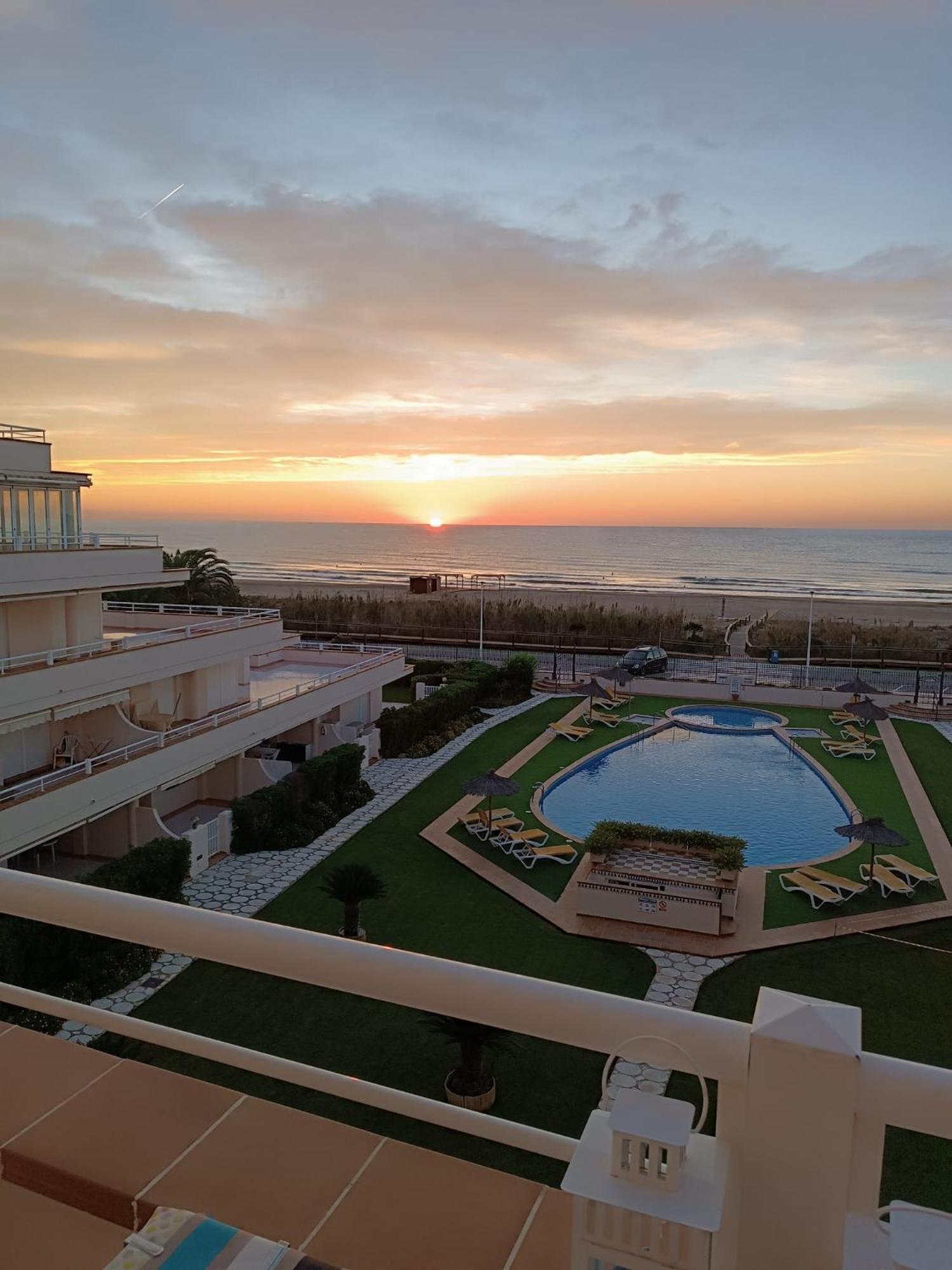 Apartamentos Marineu Cala Josep Alcoceber Экстерьер фото